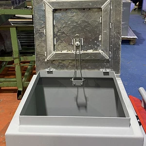 Крышка для технологического отсека  550х550х600